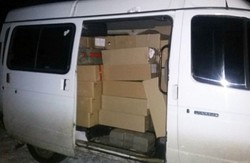 Хотіли збагатитися: з Маріуполя в Донецьк везли 6 тонн продуктів (ФОТО)