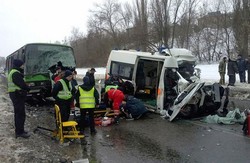жахлива аварія на проспекті тракторобудівників 2 лютого 2016 року забрала життя водія та фельдшера швидкої допомоги
