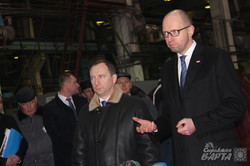 Яценюк заявив, що очікує пропозицій щодо кандидатури директора «Електроважмашу» (фото)