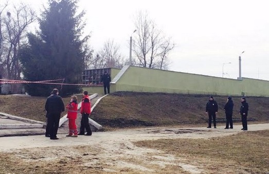 У Харкові на цвинтарі поблизу ТЦ «Барабашово» застрелили відомого бізнесмена (фото, відео)