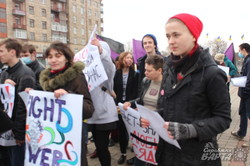 У Харкові відбувся марш проти насильства над жінками (фото)