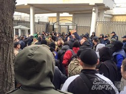 В Одесі намагалися штурмувати російське посольство