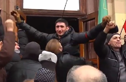 У Харкові суд продовжив арешт сепаратиста Кромського «Топаза»