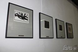 В «ЄрміловЦентрі» стартувала виставка трьох поколінь художників (фото)