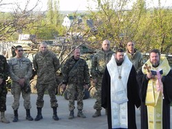 Єпископи УПЦ Київського патріархату провідали бійців 92 бригади