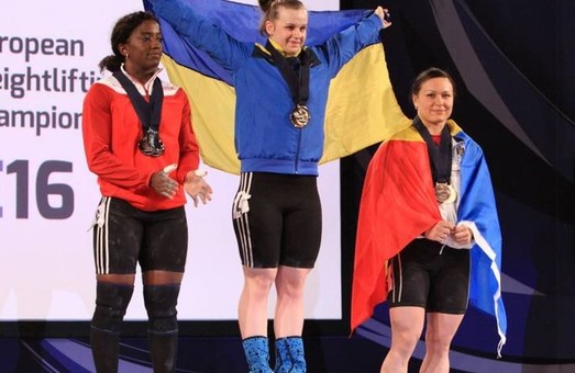 Харківська важкоатлетка стала кращою спортсменкою України
