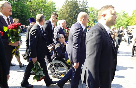 Кернес про бійку на меморіалі Слави: «Були присутні Бистриченко й «Громадська варта»