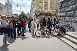 Активісти нагадали Кернесу про велодоріжки (ФОТО)