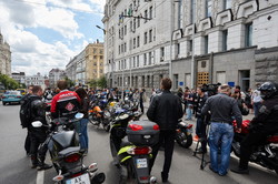 Харківські байкери завітали до Кернеса з колективним позовом прти обмежень руху на деяких вулицях