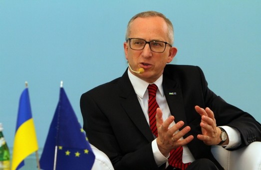Посол ЄС запевнив у твердості рішення про безвізовий режим для України (доповнено)
