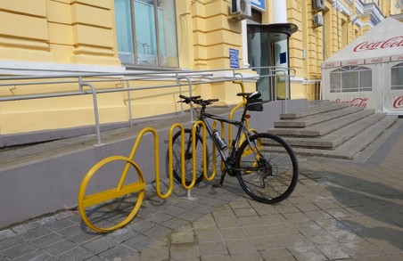 На Південному вокзалі тепер є місце для велосипедів