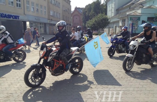 Байкери проїдуть тисячі кілометрів «за єдність України» (відео)