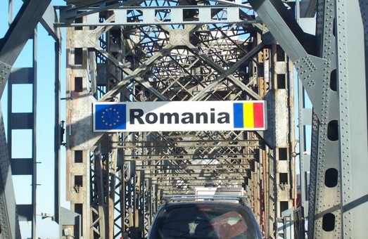 У Румунії потрапив в аварію автобус з українцями