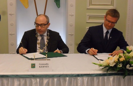 Харків буде дружити з Польщею: Кернес підписав Меморандум з  містом Ченстохова
