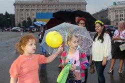 День незалежності, дощ та волонтери