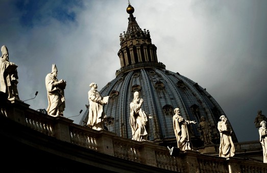 Ватикан хоче відновити дипвідносини з Китаєм