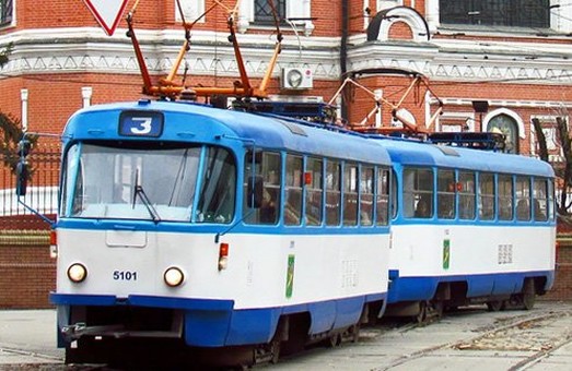 Цілий місяць по Москалівській вдень не ходитимуть трамваї