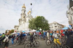 Рекордна кількість харків'ян взяла участь у «Осінньому велодні 2016»