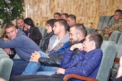 Активісти ЦК «Азов» У Харкові завітали на круглий стіл до вищого керівництва МВС