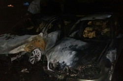 На Салтівці за ніч згоріли п'ять автівок (ФОТО)