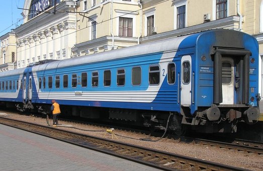 Через Харків до Лисичанська і Хмельницького піде тимчасовий потяг: розклад руху