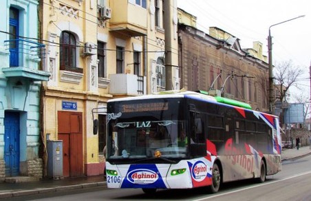 П`ять автобусів, що ходять центром міста, змінили маршрут