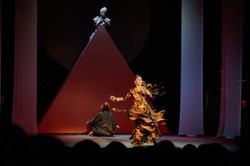"Таємні коди" групи "Шана": магічне поєднання музики, пластики і танцю на сцені театру Шевченка