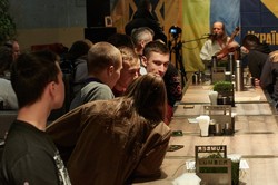 Літературний вечір від ЦК «Азов» і ГО «Східний Корпус» у Харкові: як це було