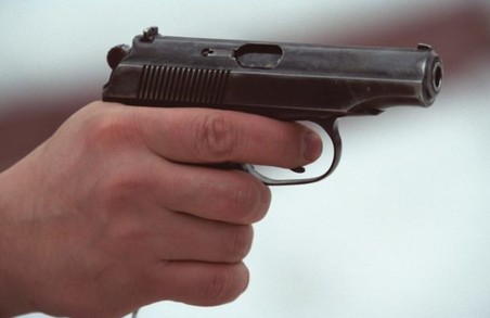 На Харківщині чоловіку, що стріляв у жителя сусіднього села, загрожує до 7 років позбавлення волі