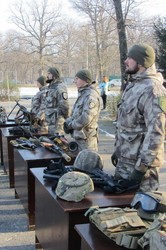 Під час навчань на базі «Сокільники» студентам і військовим показали екзотичну зброю