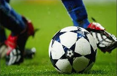 Комітет УЕФА  рекомендував проводити офіційнї міжнароднї матчі у Харкові