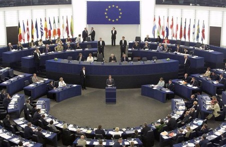 Європарламент прибрав дату голосування по безвізу для України