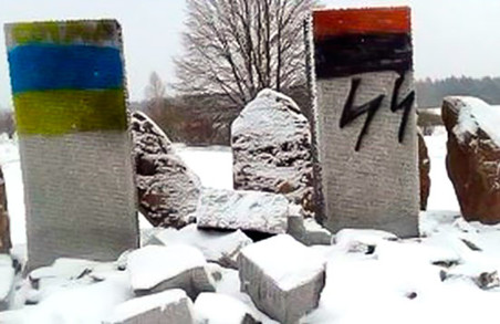 Директор Інституту національної пам’яті: знищення пам'ятника у Гуті Пеняцькій - провокація