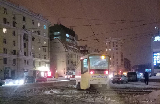 ДТП у Харкові: новорічні трамвайні «дрифти» і аварія з постраждалими