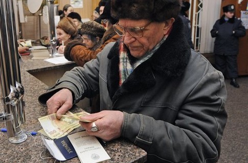 Україна спробує не підвищувати пенсійний вік - міністр