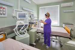 У лікарні Мещанінова відкриті після капремонту відділення і операційні/ Фоторепортаж