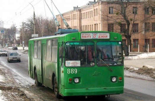 Тролейбус №27 тимчасово змінить маршрут руху