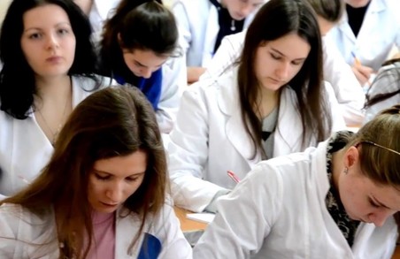 В Україні "неякісні" студенти-медики