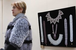 «Бісерне мереживо»: в Харкові відкрилася виставка традиційних прикрас