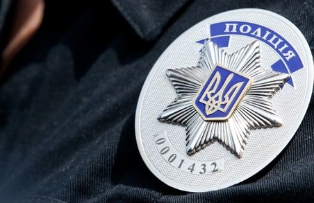 На майдані Свободи украли "Лексус"