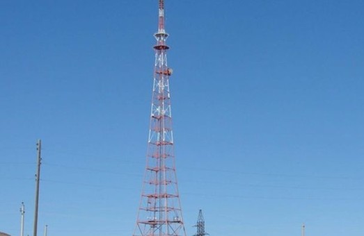 На Чонгарі запрацювала радіовежа для мовлення на Крим: які радіостанції чутно