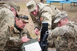 Як губернатор Харківщини брала участь у заняттях з питань територіальної оборони: фоторепортаж