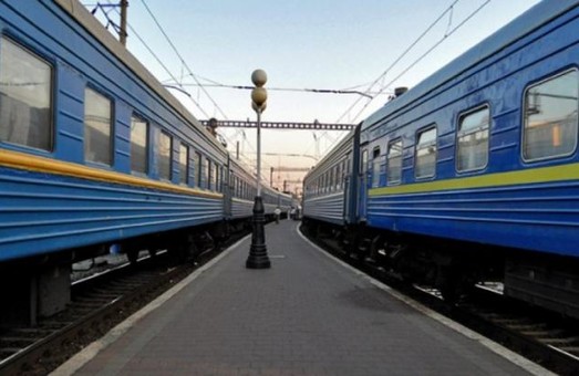 Куди поїхати на Великдень: ПЗ публікує список додаткових поїздів