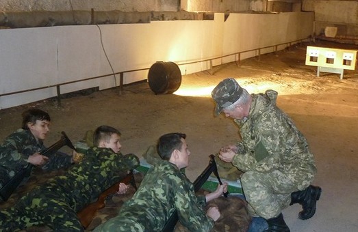 Харківські школярі змагались у військово-спортивних дисциплінах