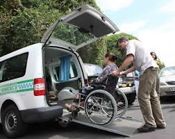 У кожному районі Харківщини створять спеціалізовані служби для перевезення людей з інвалідністю