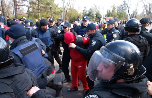В Одесі побилися майданівці і антимайдановці/ Фото, Відео