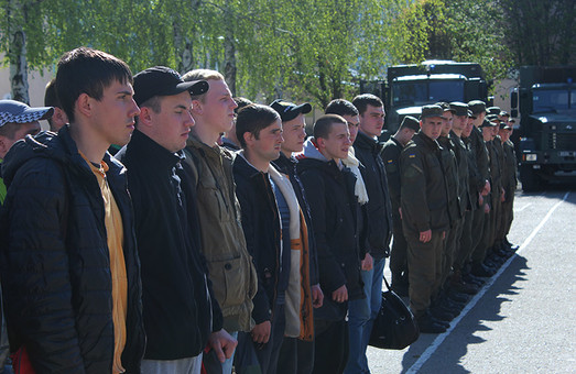 32 призовника строкової служби поповнили 5 Слобожанську бригаду Національної гвардії
