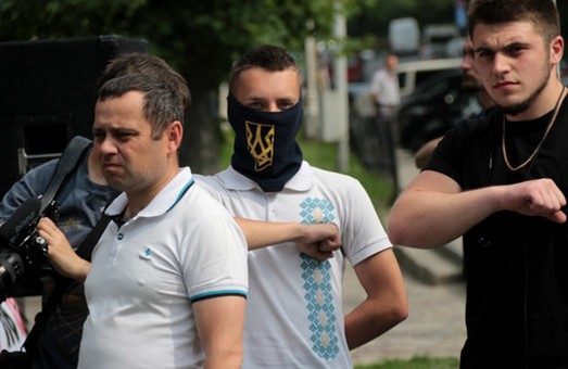 Активісти захопили залу Львівської облради