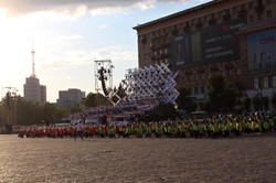 «Діти Харкова – за мир»: на площі Свободи відбулася акція до Дня захисту дітей / Фоторепортаж