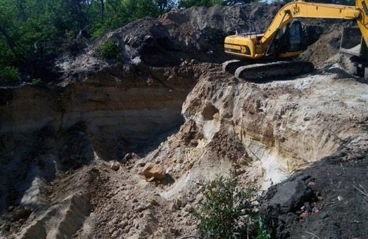 На Харківщині "прикрили" незаконне видобування піску